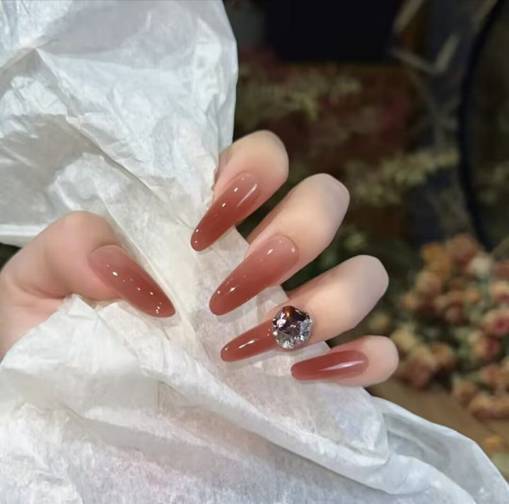 Artistic Floral-Embellished Press-On Nail Art Kalsten
