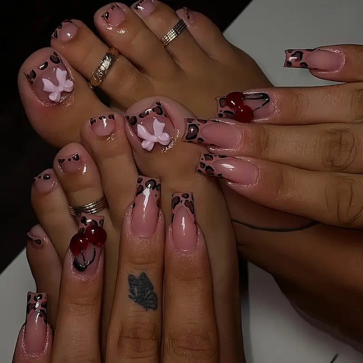 Floral Artistry Nail Set Kalsten