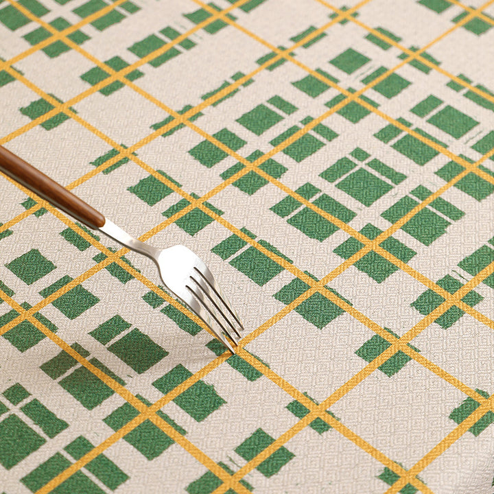 Rectangular coated tablecloth with checked plaid pattern and water-repellent surface Kalsten