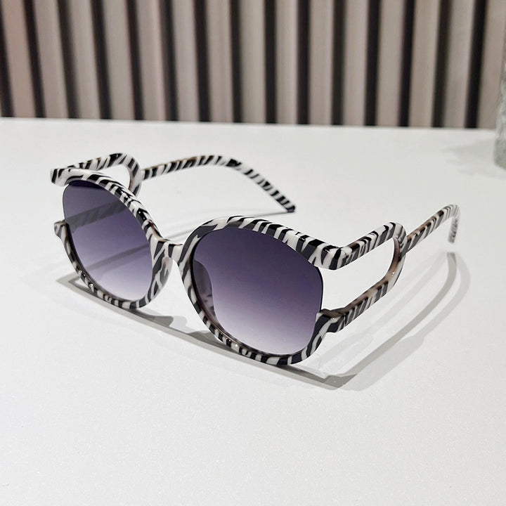 Avant-Garde Circular Frame Sunglasses Kalsten