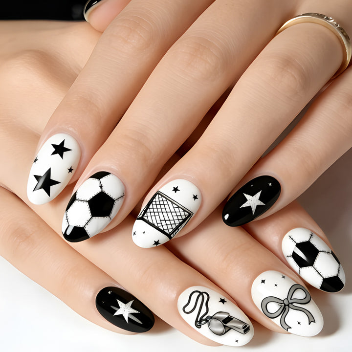 Sporty Animated Nail Art Kalsten
