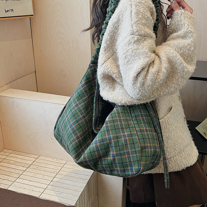 Chic Everyday Hobo Bag Kalsten