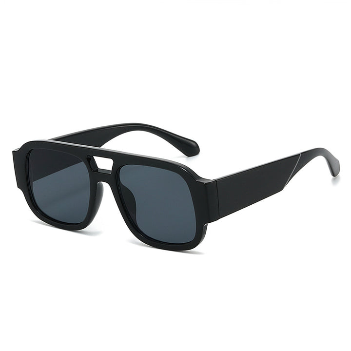 Fashionable Retro-Inspired Square Sunglasses Kalsten