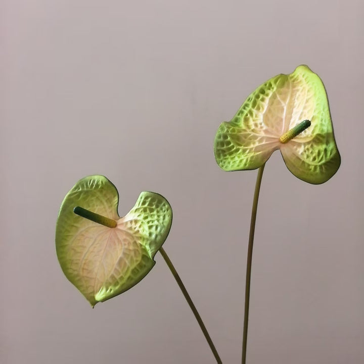 Heart-Shaped Leaf Floral Stand
