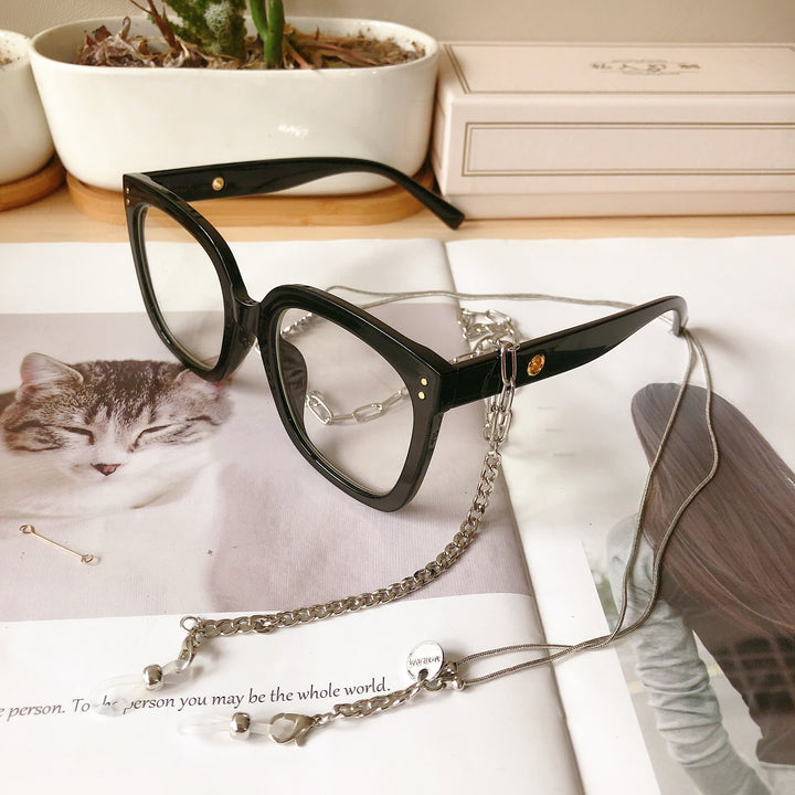 Versatile Chain Eyewear Holder Kalsten