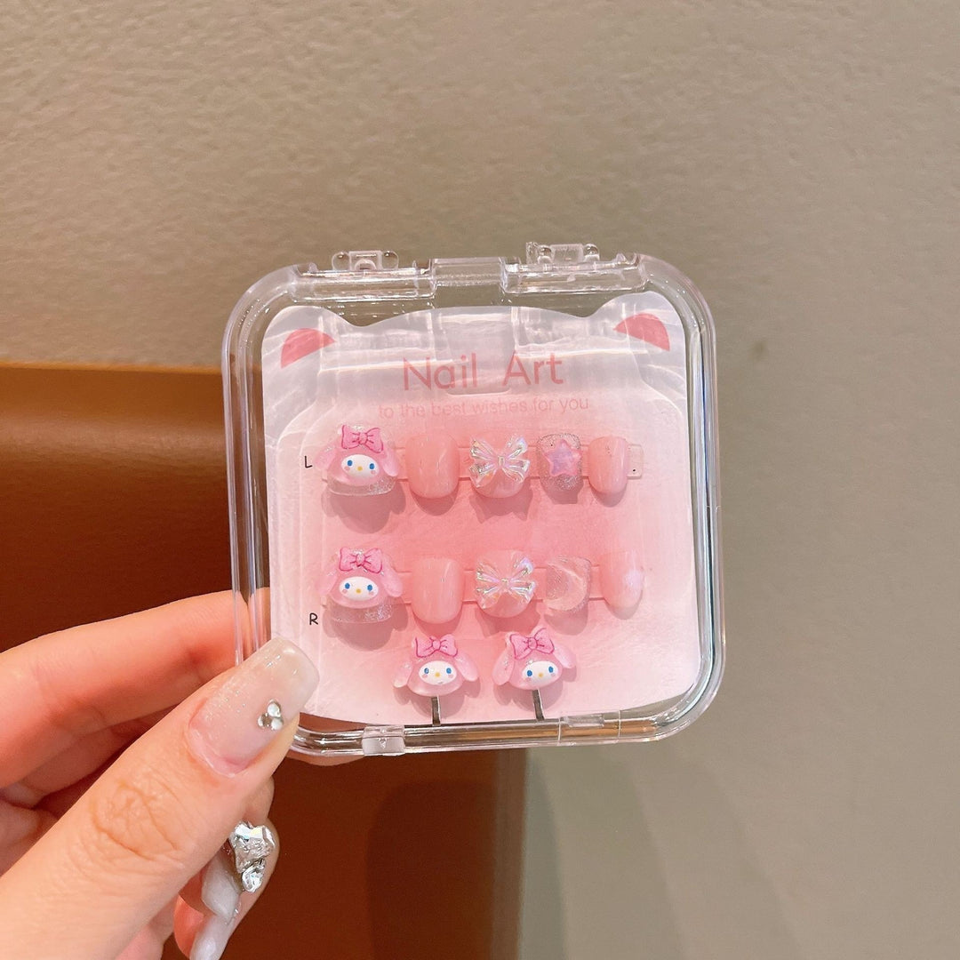 Creative artificial nails with 3D designs Kalsten