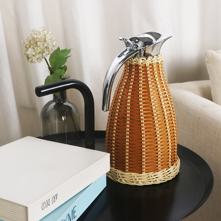 Stylish water carafe with woven design Kalsten