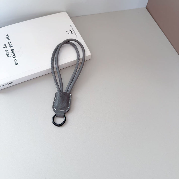 Premium Leather Keychain Holder Kalsten
