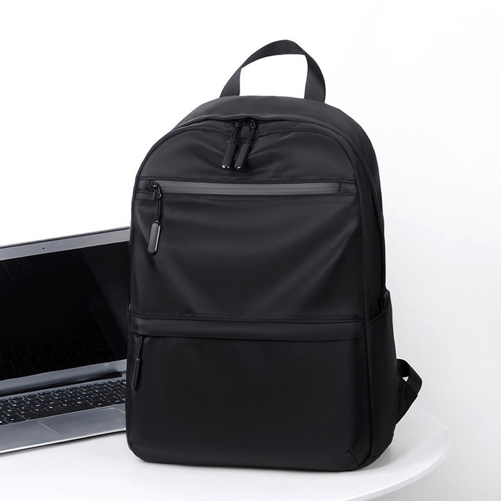 Lightweight Water-Resistant Backpack kalsten
