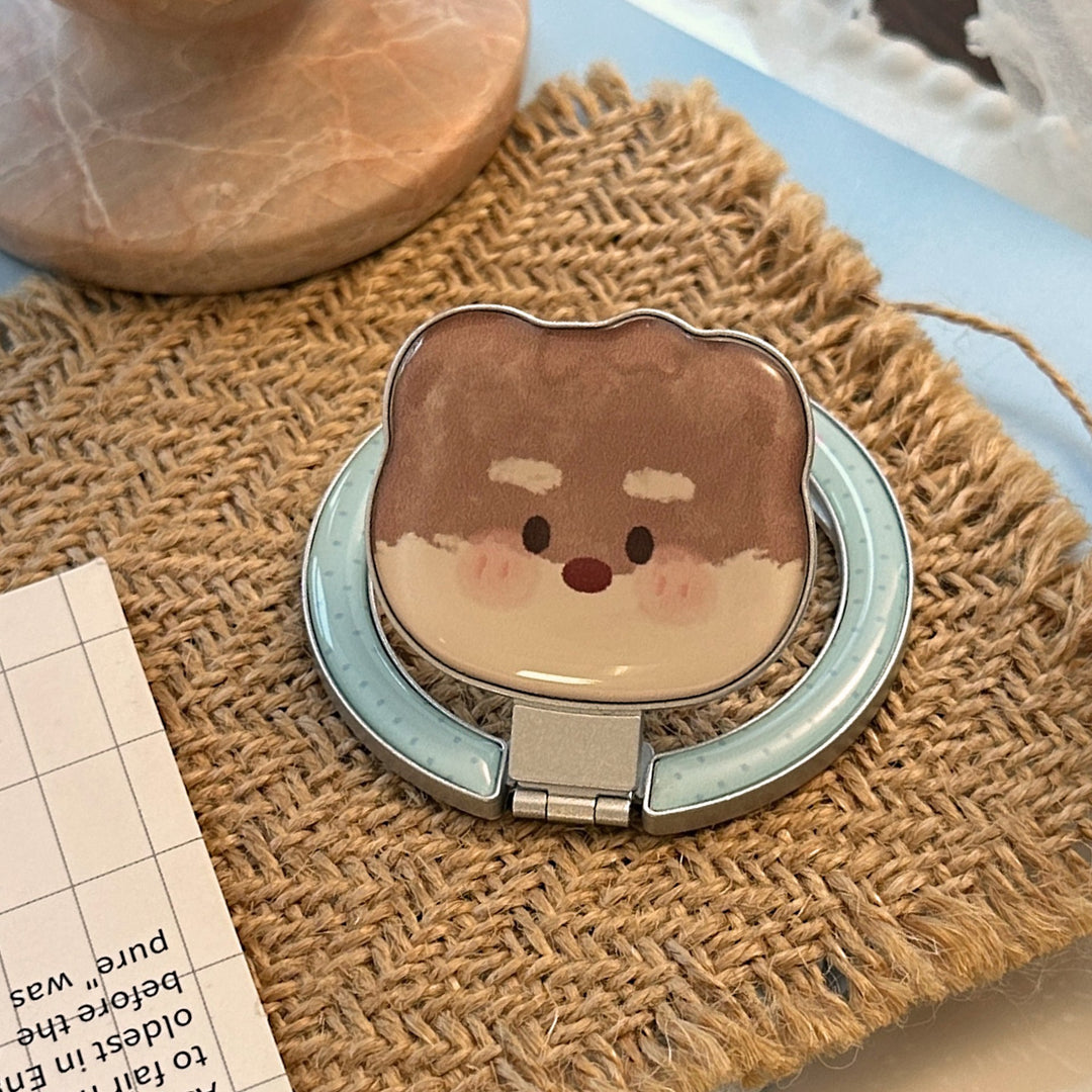 Hand mirror in heart-shaped design with cute bear motif Kalsten