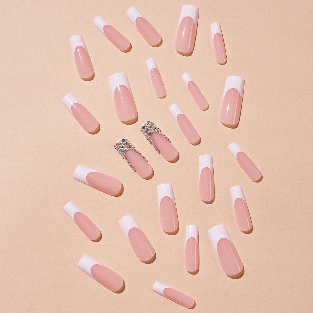 Acrylic nail set with filigree accents and glitter embellishments Kalsten