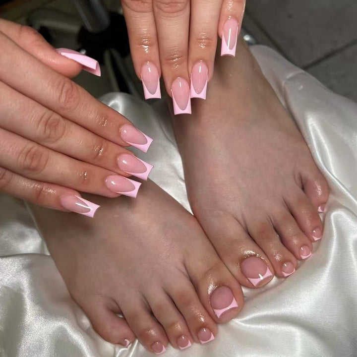 Acrylic Nail Set with Elegant French Design and Gloss Finish Kalsten