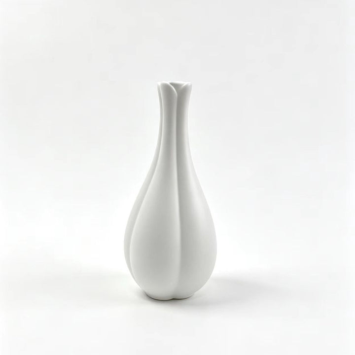 Elegant Minimalistic Tulip-Shaped Vase Kalsten