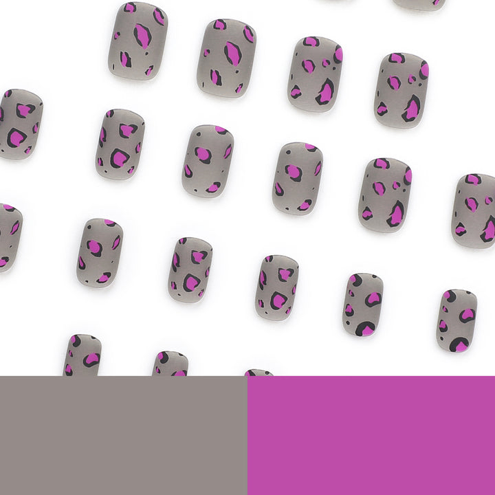 Artificial Nail Art with Leopard Pattern Kalsten