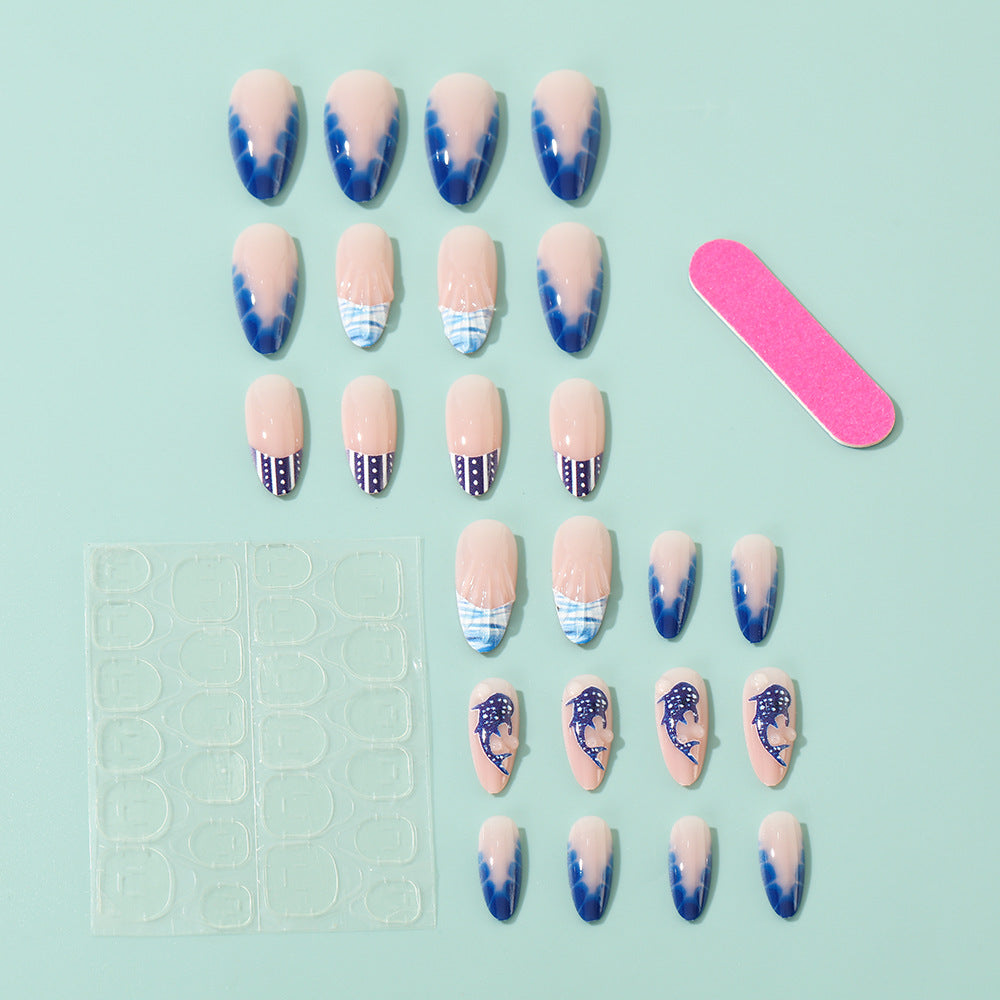 Creative art nails in maritime style Kalsten
