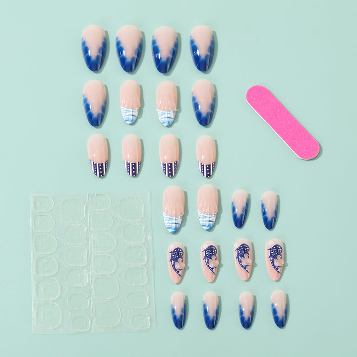 Creative art nails in maritime style Kalsten