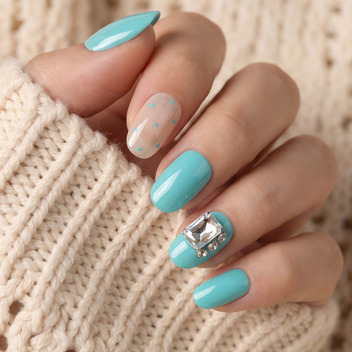 Decorative Press-On Nail Set with Elegant Accents Kalsten