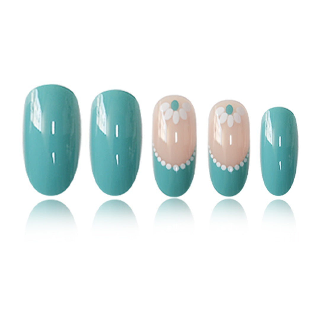 Elegant Floral Accent Nail Art Set Kalsten