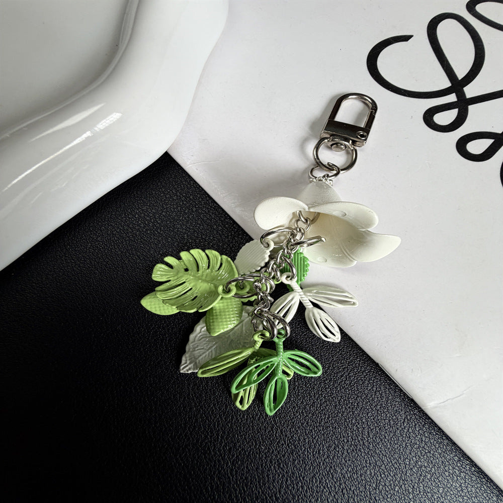 Artistic Plant-Inspired Keychain Kalsten