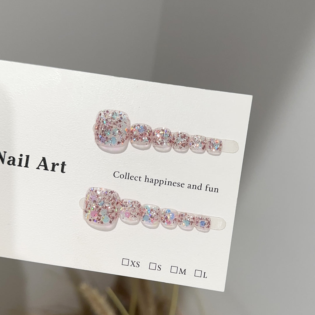 Glittery Press-On Nail Art Set with Sparkling Accents