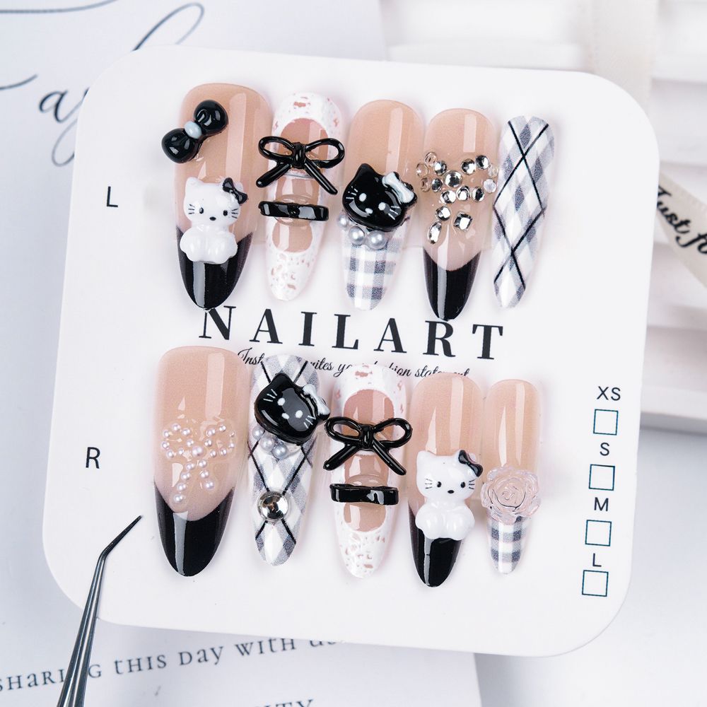 Artistic Press-On Nails Kalsten