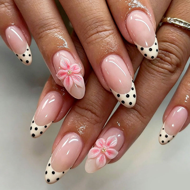 Acrylic nail set with floral accents and dots Kalsten