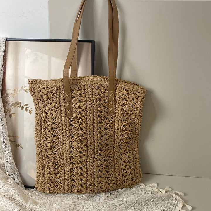 Handcrafted basket bag with unique circular pattern Kalsten