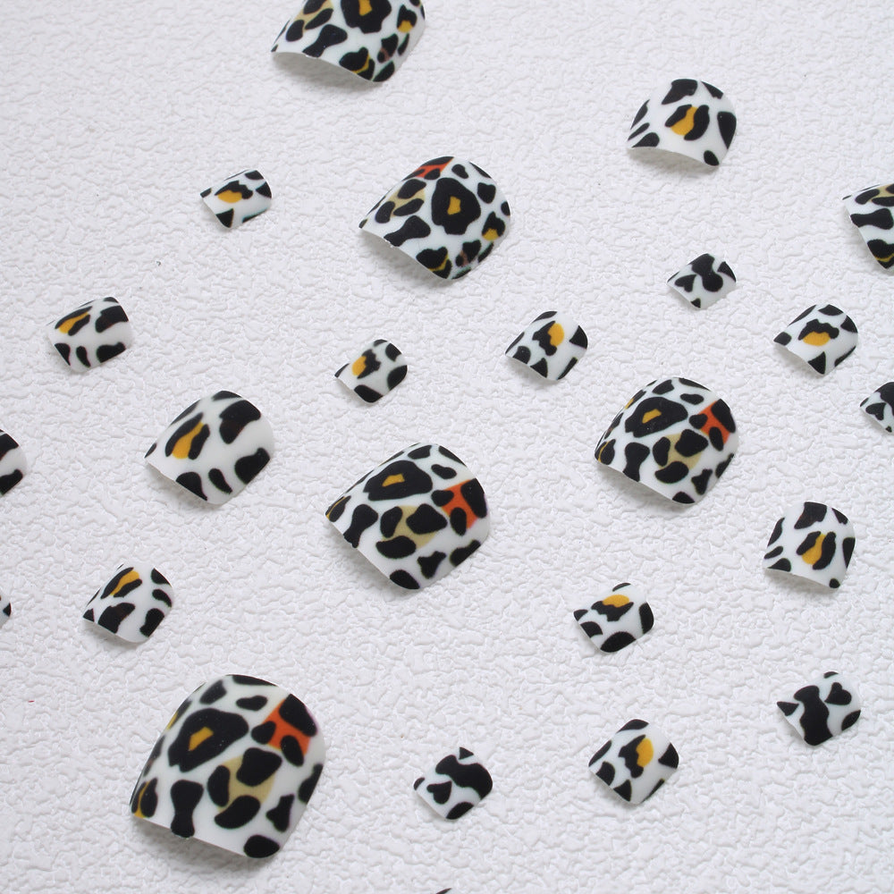 Playful Leopard Print Press-On Nails Kalsten