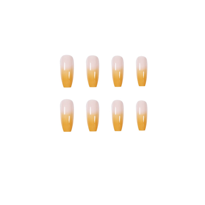 Artificial nail extensions in elegant ombre style Kalsten