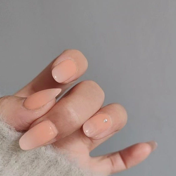 Elegant Gradient Nail Art Enhancements Kalsten