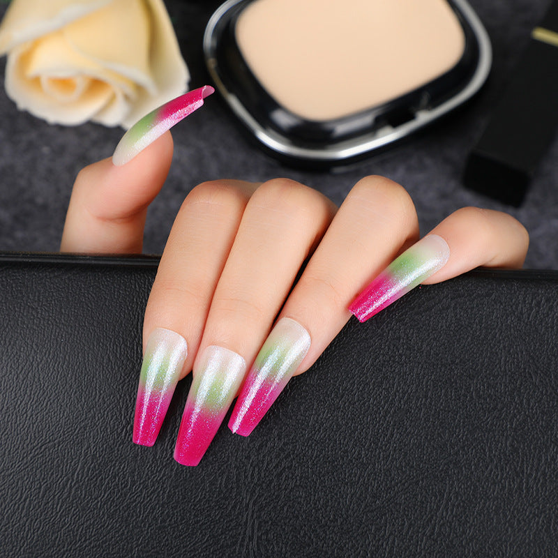 Glamorous artificial nails with gradient Kalsten