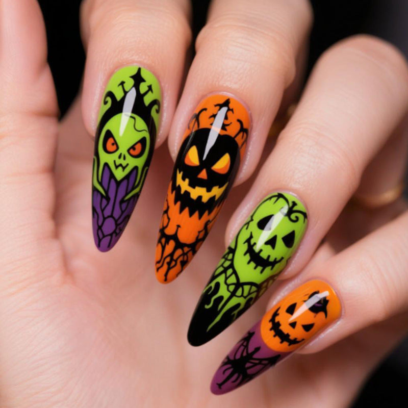 Halloween Fake Nail Set with Creepy Design and Creative Motifs Kalsten