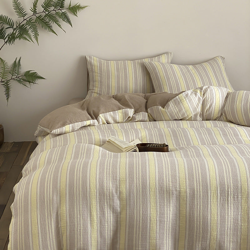 Reversible bedding set made of cotton-linen blend with fine stripe texture and fitted sheet