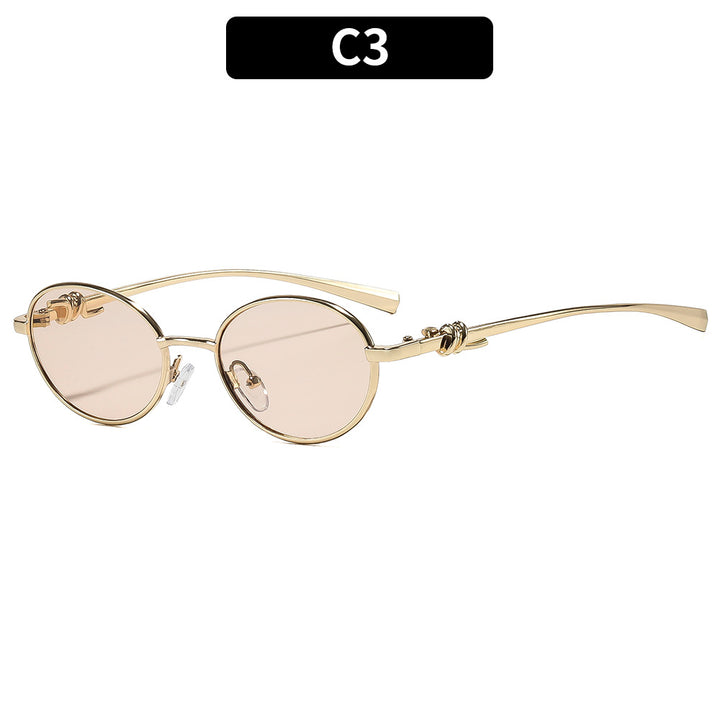 Retro-Inspired Oval Frame Sunglasses