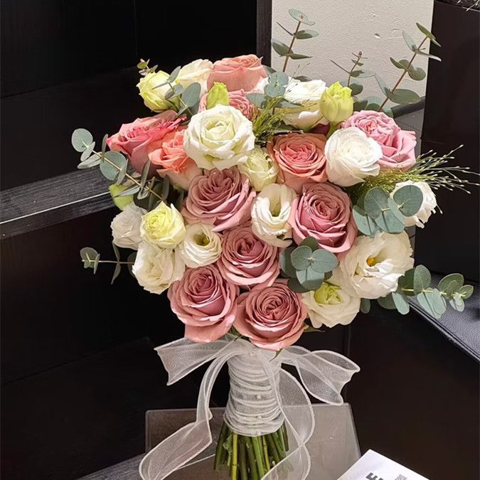 Luxurious Floral Bridal Bouquet