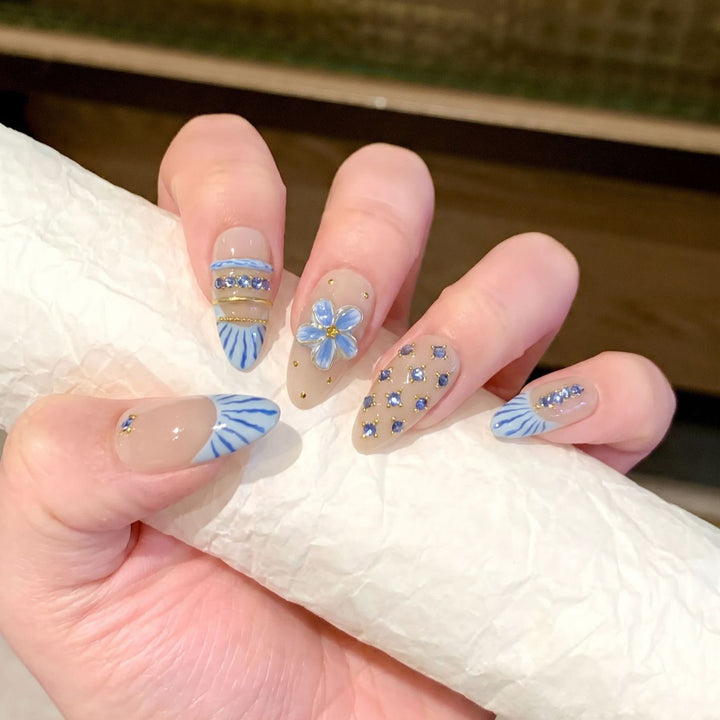 Decorative Nail Art Set with Floral and Gemstone Accents Kalsten