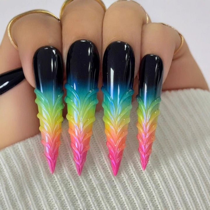 Artful Nail Tips Set with Leaf Accents Kalsten