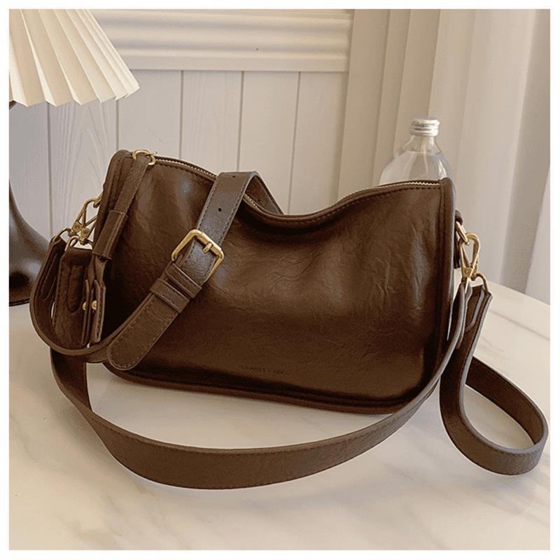 Elegant Leather Handbag Kalsten