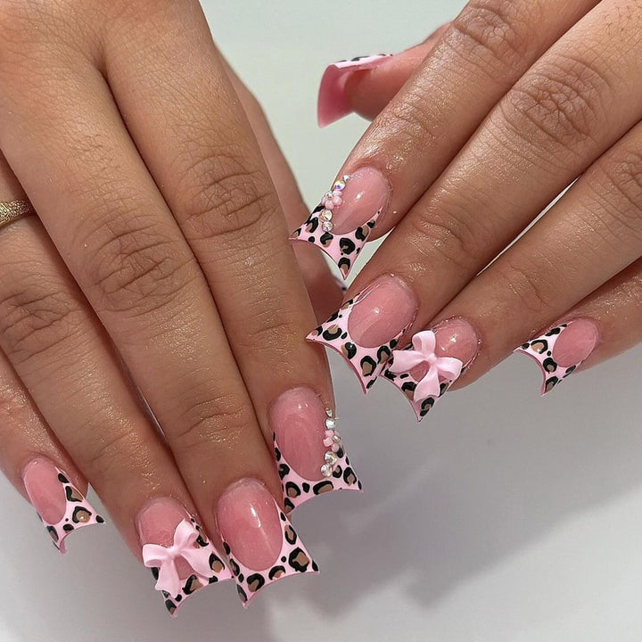 Animal Print Bow-Accented Press-On Nail Art Kalsten