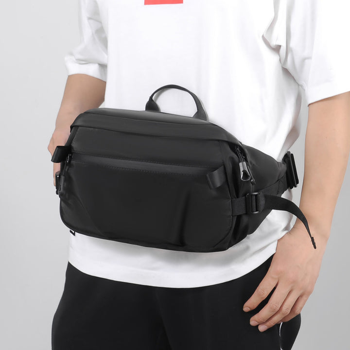 Versatile Waterproof Hip Pack Kalsten
