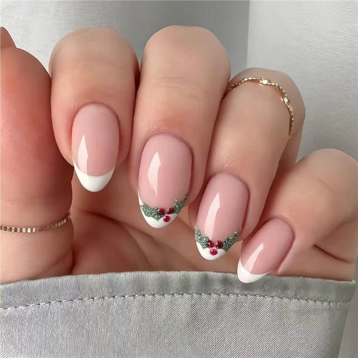 Holiday-Themed French Tip Nail Art Kalsten