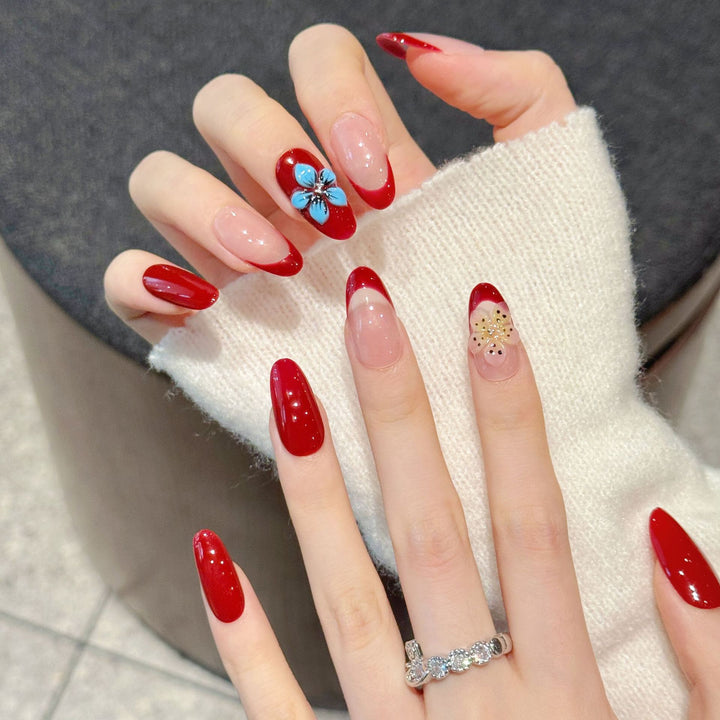 Artistic Floral-Accent Press-On Nail Set