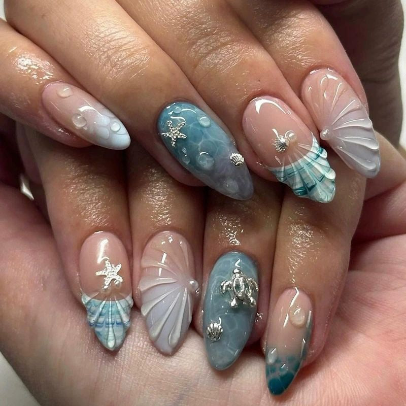 Coastal-Themed Press-On Nail Art Set