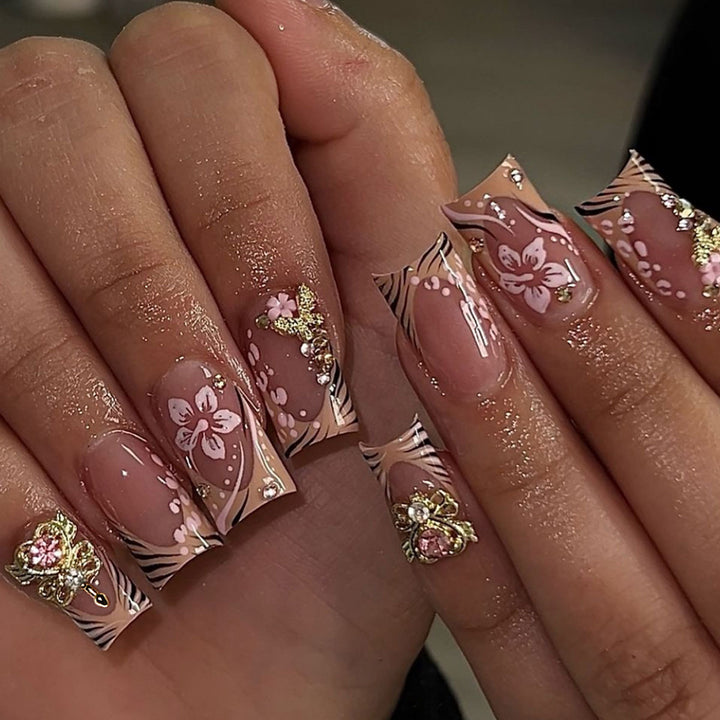 Artistic Floral Embellished Press-On Nails Kalsten