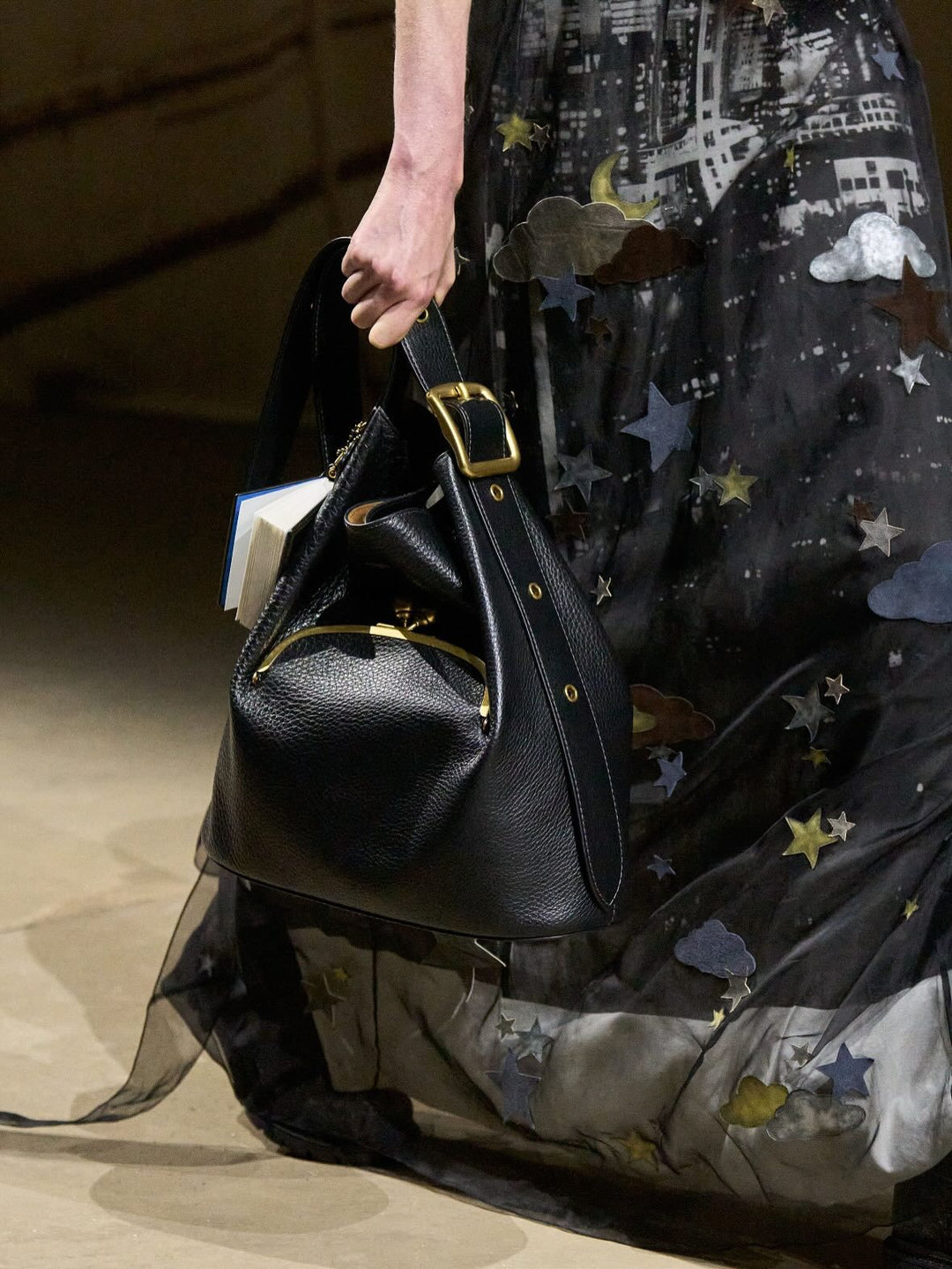 Sophisticated Bucket Handbag