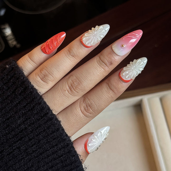 Handcrafted Floral Press-On Nail Set Kalsten