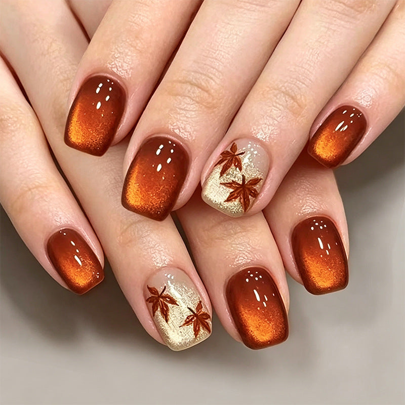 Exclusive artificial nails with elegant animal design and glitter accents Kalsten