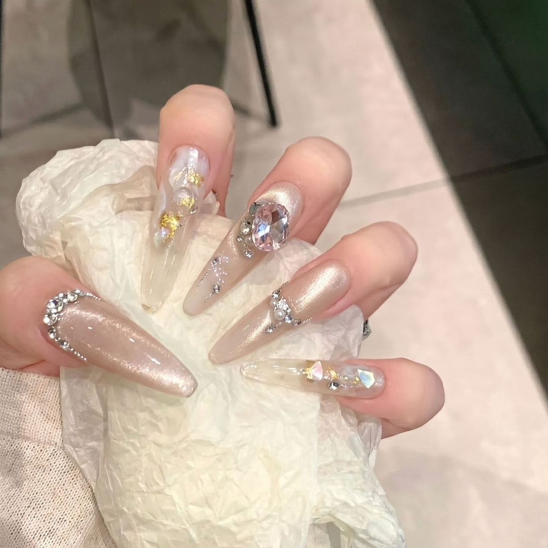 Glamorous Stiletto Press-On Nail Set with Rhinestone Embellishments Kalsten