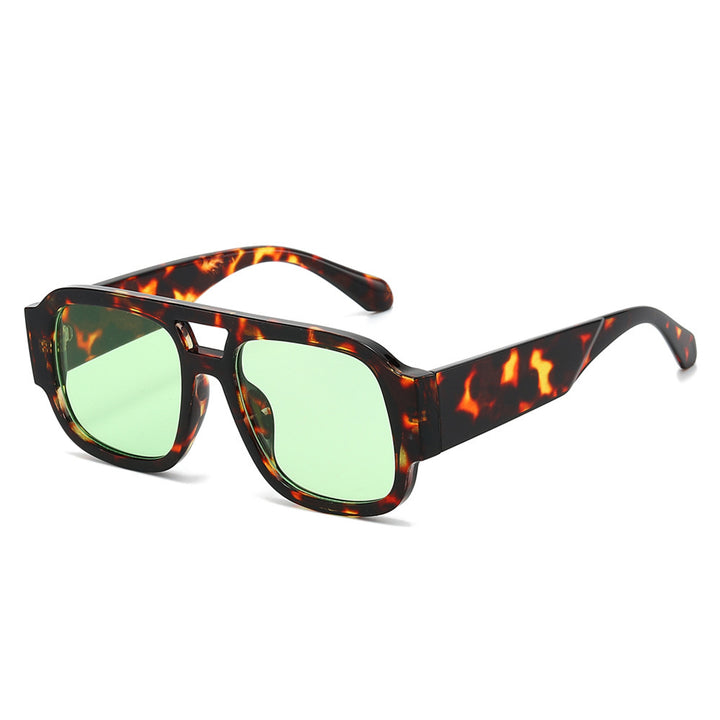 Fashionable Retro-Inspired Square Sunglasses Kalsten