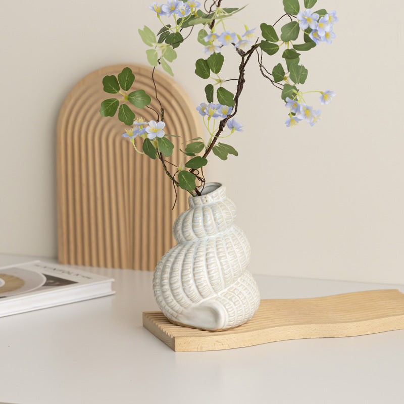 Decorative Shell-Shaped Ceramic Vase